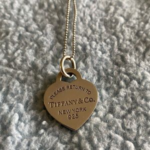 TIFFANY AND CO.  STERLING SILVER NECKLACE